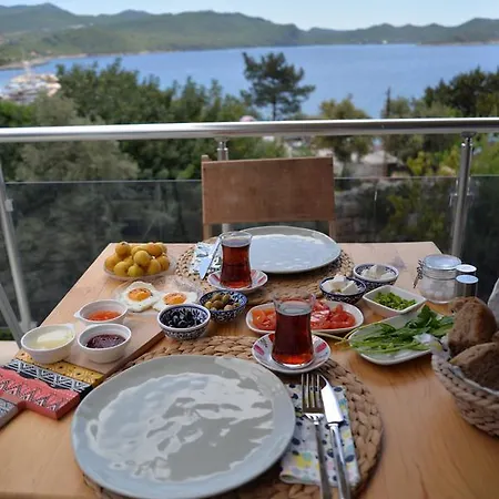 Paydos Couette-café 4*