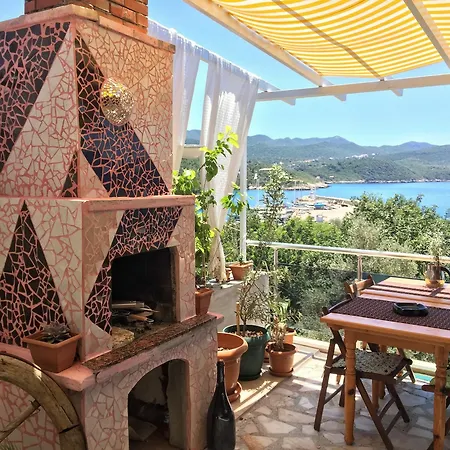 Couette-café Paydos 4*